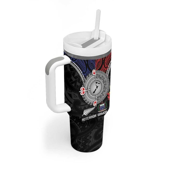 Aotearoa And Samoa Mo Te Tiriti Tangata Moana Stand With Tangata Whenua Custom Stanley Quencher 40Oz Stainless Steel Tumbler With Handle - Image 3