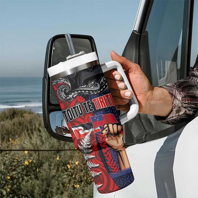 Aotearoa And Samoa Toitu Te Tiriti Honour The Treaty Te Tiriti Is Us Custom Stanley Quencher 40Oz Stainless Steel Tumbler With Handle - Image 7