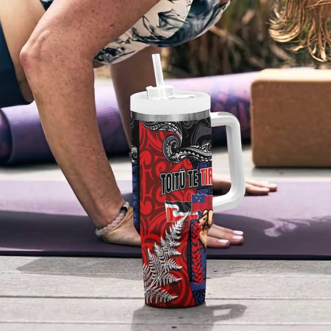 Aotearoa And Samoa Toitu Te Tiriti Honour The Treaty Te Tiriti Is Us Custom Stanley Quencher 40Oz Stainless Steel Tumbler With Handle - Image 6