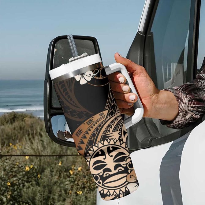 Aotearoa Kia Ora New Zealand Ta Moko Gold Custom Stanley Quencher 40Oz Stainless Steel Tumbler With Handle - Image 7