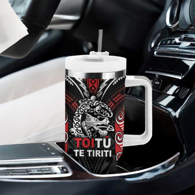 Aotearoa Mana Maori Toitu Te Tiriti Custom Stanley Quencher 40Oz Stainless Steel Tumbler With Handle - Image 8