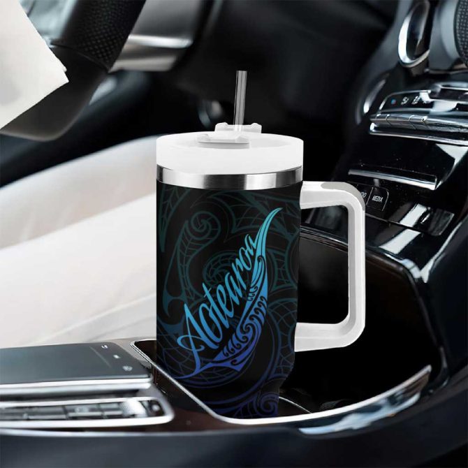 Aotearoa New Zealand Koru Fern Blue Gradient Custom Stanley Quencher 40Oz Stainless Steel Tumbler With Handle - Image 8