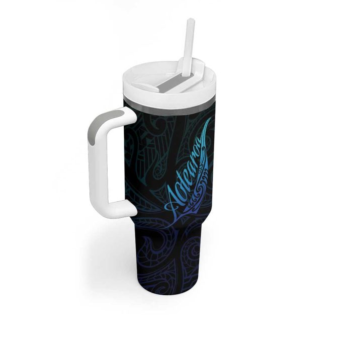 Aotearoa New Zealand Koru Fern Blue Gradient Custom Stanley Quencher 40Oz Stainless Steel Tumbler With Handle - Image 2