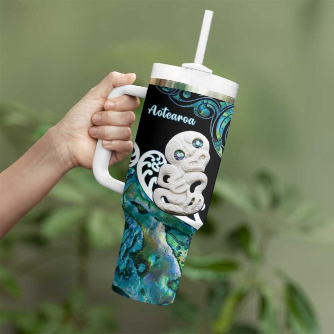 Aotearoa New Zealand Paua Shell Fern Koru With Maori Hei Tiki Custom Stanley Quencher 40Oz Stainless Steel Tumbler With Handle - Image 3