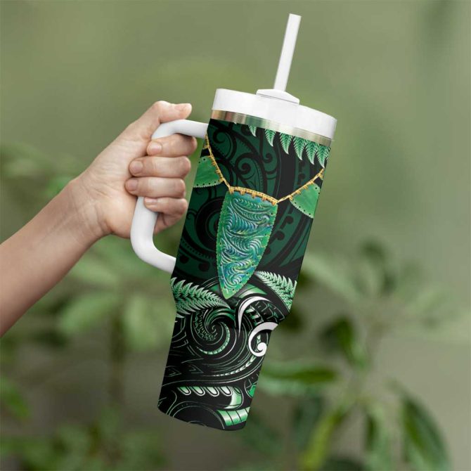 Aotearoa Pounamu Niho Silver Fern Mix Maori Green Custom Stanley Quencher 40Oz Stainless Steel Tumbler With Handle - Image 3