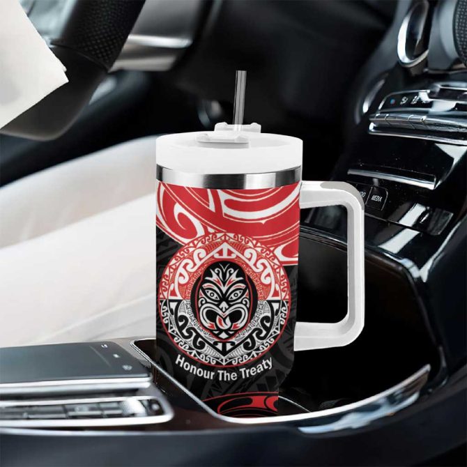 Aotearoa Toitu Te Tiriti Haka Tiki Honour The Treaty Custom Stanley Quencher 40Oz Stainless Steel Tumbler With Handle - Image 8