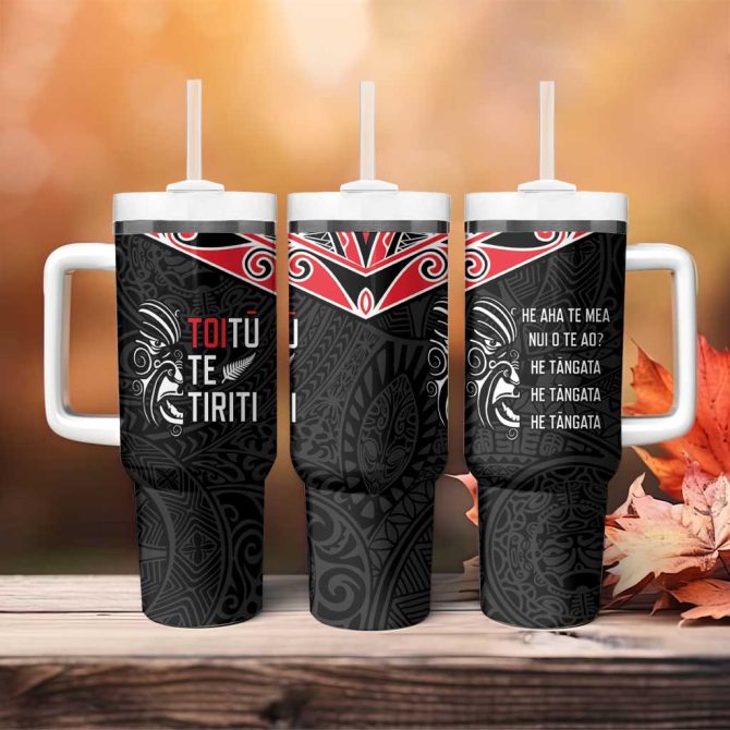 Aotearoa Toitu Te Tiriti New Zealand Honour The Treaty Custom Stanley Quencher 40Oz Stainless Steel Tumbler With Handle - Image 4