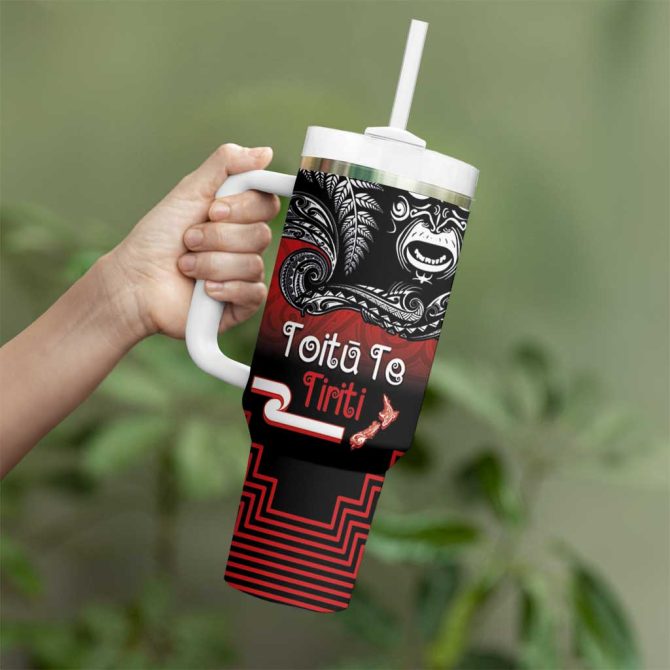 Aotearoa Toitu Te Tiriti New Zealand Honour The Treaty Fight Together Custom Stanley Quencher 40Oz Stainless Steel Tumbler With Handle - Image 3