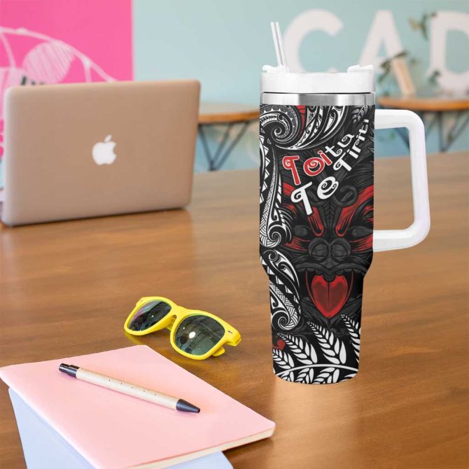 Aotearoa Toitu Te Tiriti New Zealand Honour The Treaty Te Tiriti Is Us Custom Stanley Quencher 40Oz Stainless Steel Tumbler With Handle - Image 5