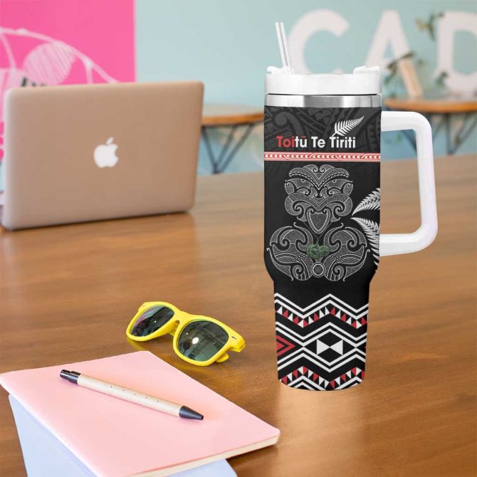 Aotearoa Toitu Te Tiriti Stand Together! Stand Stronger! Nz Tiki Custom Stanley Quencher 40Oz Stainless Steel Tumbler With Handle - Image 5