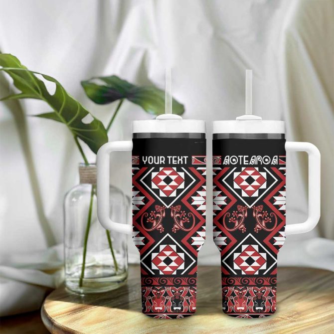 Aotearoa Waitangi Taniko Motifs Mania Gecko Custom Stanley Quencher 40Oz Stainless Steel Tumbler With Handle - Image 9
