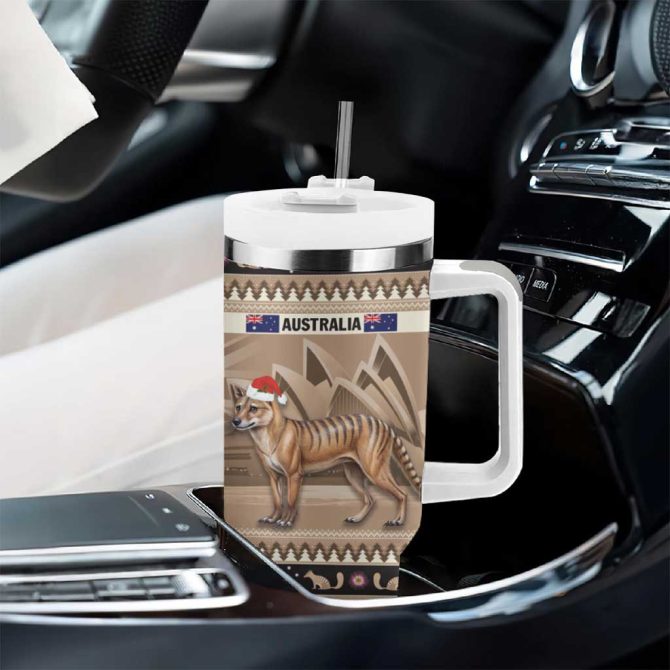 Aussie Tasmanian Tiger Merry Christmas Custom Stanley Quencher 40Oz Stainless Steel Tumbler With Handle - Image 8