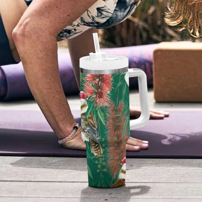 Australia Christmas Kookaburra Santa On Callistemon #8211; Forest Green Custom Stanley Quencher 40Oz Stainless Steel Tumbler With Handle - Image 6