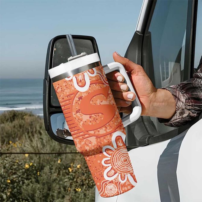 Australian Scorchers Cricket Minimalism Aboriginal Custom Stanley Quencher 40Oz Stainless Steel Tumbler With Handle - Image 7