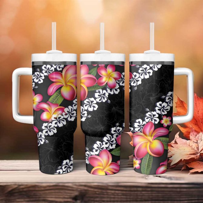 Black Polynesia Plumeria With Hibiscus Tropical Custom Stanley Quencher 40Oz Stainless Steel Tumbler With Handle - Image 4