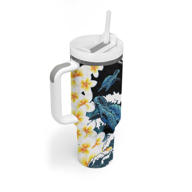 Black Polynesia Polynesian Frangipani With Sea Turtles Custom Stanley Quencher 40Oz Stainless Steel Tumbler With Handle - Image 2