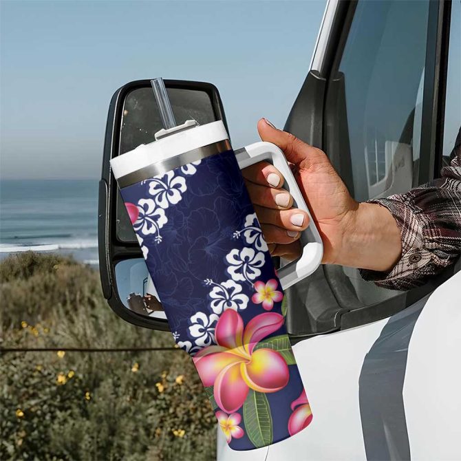 Blue Polynesia Plumeria With Hibiscus Tropical Custom Stanley Quencher 40Oz Stainless Steel Tumbler With Handle - Image 7