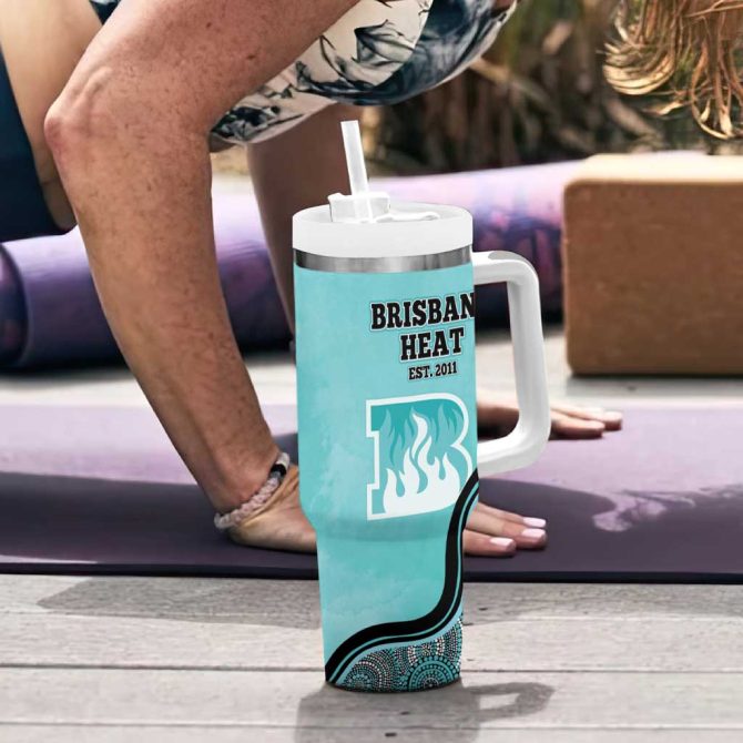 Brisbane Heat Indigenous Art #8211; Grunge Style Custom Stanley Quencher 40Oz Stainless Steel Tumbler With Handle - Image 6