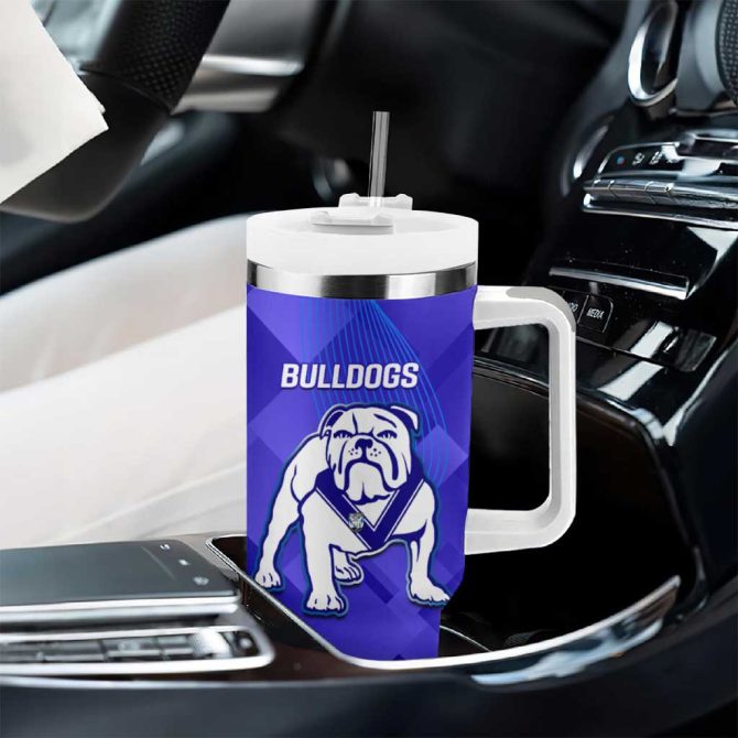 Bulldogs And Knights Rugby 2025 Dynamic Style Custom Stanley Quencher 40Oz Stainless Steel Tumbler With Handle - Image 8