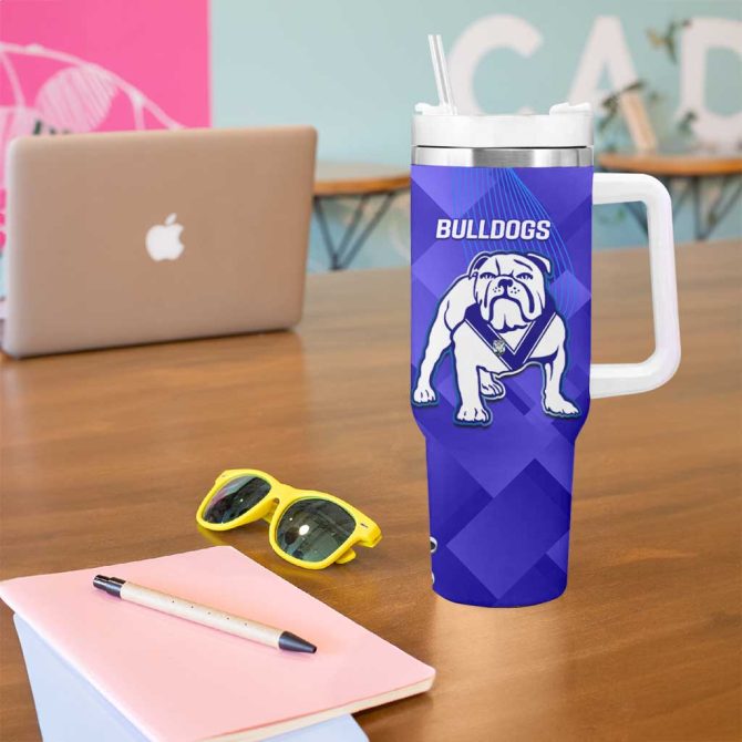 Bulldogs And Knights Rugby 2025 Dynamic Style Custom Stanley Quencher 40Oz Stainless Steel Tumbler With Handle - Image 5