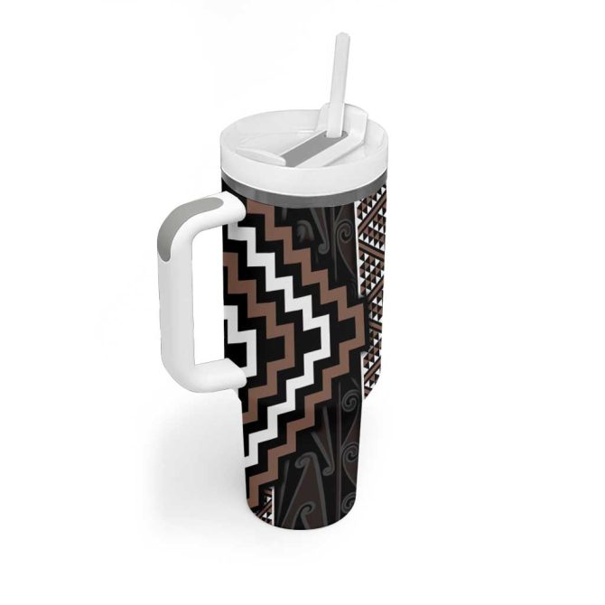 Classic Tukutuku Pattern Aotearoa Niho Taniwha And Puhoro Motifs Custom Stanley Quencher 40Oz Stainless Steel Tumbler With Handle - Image 3