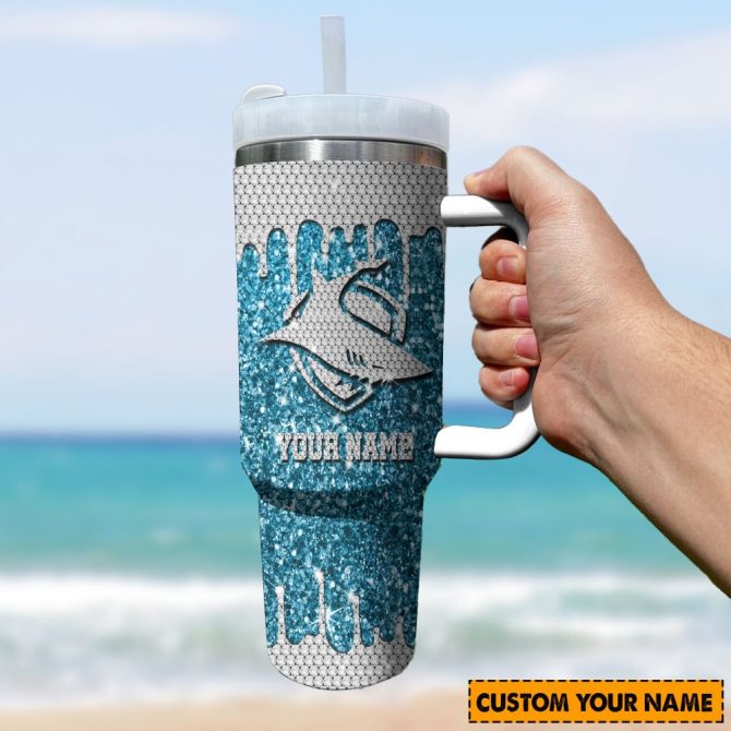 Cronulla-Sutherland Sharks Nrl Sports Glitter Custom Stanley Quencher 40Oz Stainless Steel Tumbler With Handle - Image 3