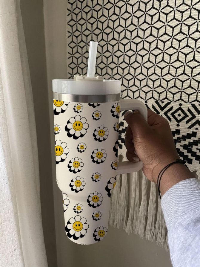 Daisy Floral Smile Custom Stanley Quencher 40Oz Stainless Steel Tumbler