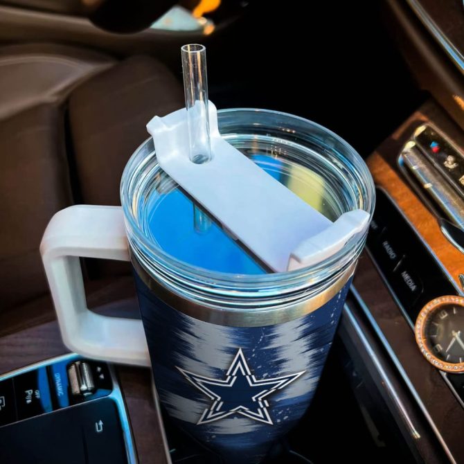 Dallas Cowboys Cartoon Custom Stanley Quencher 40Oz Stainless Steel Tumbler - Image 4