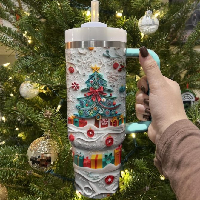 Festive Christmas Tree Custom Stanley Quencher 40Oz Stainless Steel Tumbler With Handle - Image 3