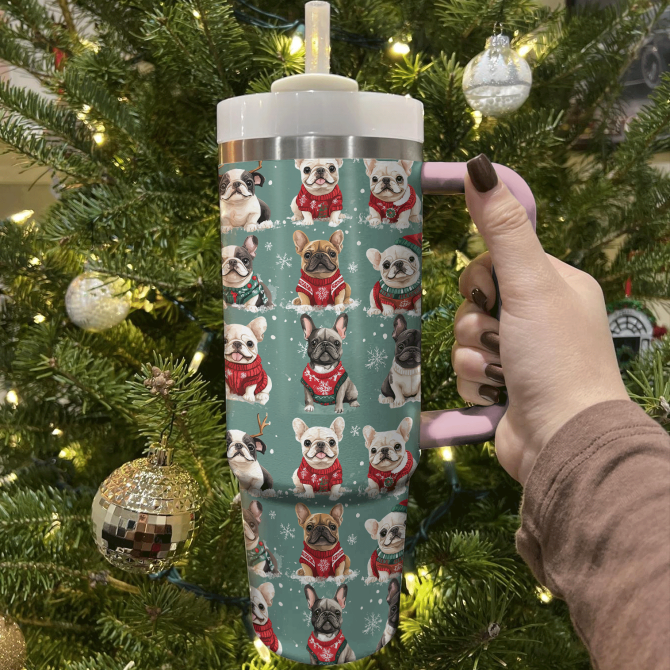 French Bulldogs In Xmas Sweaters Christmas Custom Stanley Quencher 40Oz Stainless Steel Tumbler With Handle - Image 3