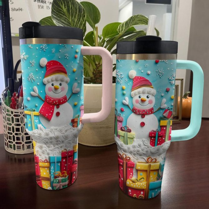 Frosty Snowman Friend Christmas Custom Stanley Quencher 40Oz Stainless Steel Tumbler With Handle - Image 4
