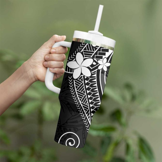 Fsm Chuuk Turtle Tropical Flowers Polynesian Black Custom Stanley Quencher 40Oz Stainless Steel Tumbler With Handle - Image 3