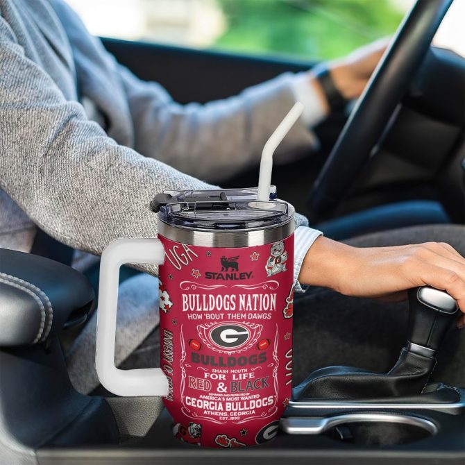 Georgia Bulldogs Ncaa Sports Custom Stanley Quencher 40Oz Stainless Steel Tumbler With Handle - Image 4