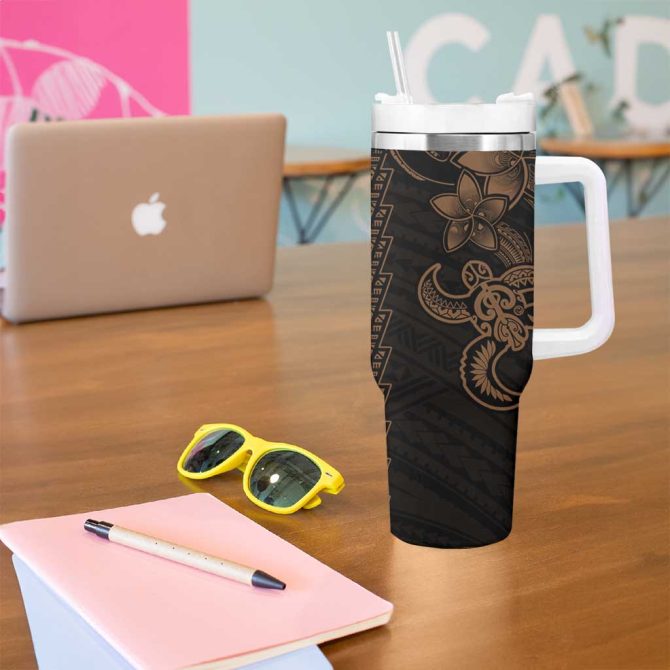 Gold Hawaiian Kakau Turtle Polynesian Tribal Custom Stanley Quencher 40Oz Stainless Steel Tumbler With Handle - Image 5