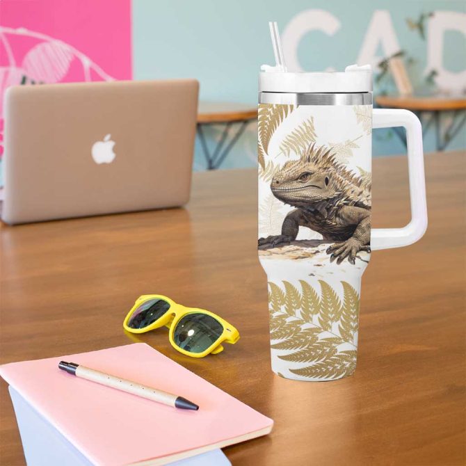 Gold New Zealand Tuatara Aotearoa Sphenodon Punctatus Silver Fern Custom Stanley Quencher 40Oz Stainless Steel Tumbler With Handle - Image 5