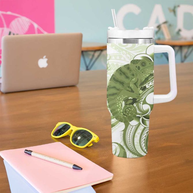 Green And White Hawaii Chameleon Plumeria Polynesian Tribal Art Custom Stanley Quencher 40Oz Stainless Steel Tumbler With Handle - Image 5