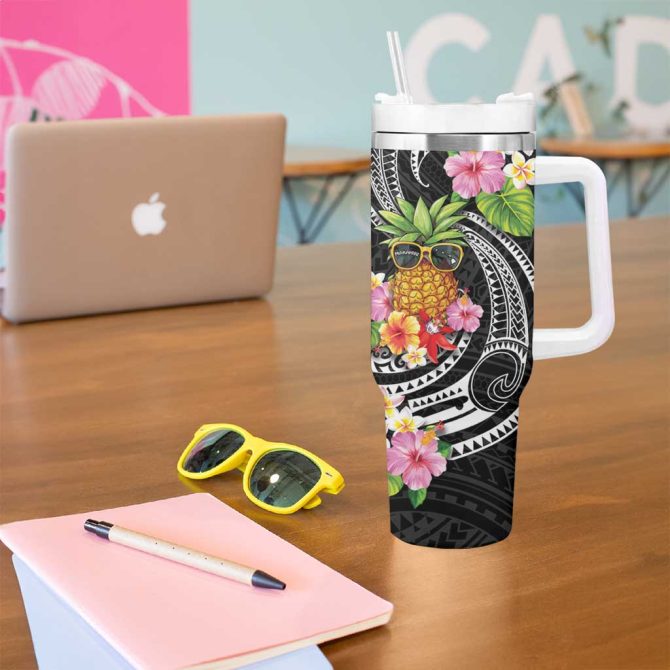 Hau #8217;Oli Makahiki Hou Aloha Pineapple Tropical Custom Stanley Quencher 40Oz Stainless Steel Tumbler With Handle - Image 5