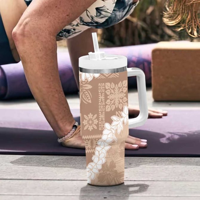 Hawaii Aloha Beige Quilt Patch Work Mix Plumeria Lei Custom Stanley Quencher 40Oz Stainless Steel Tumbler With Handle - Image 6