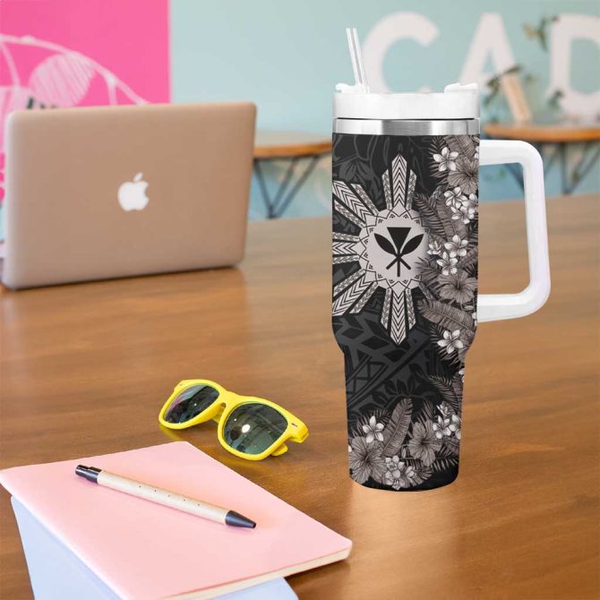 Hawaii And Philippines Together Hibiscus Flower And Sun Badge Polynesian Grayscale Custom Stanley Quencher 40Oz Stainless Steel Tumbler With Handle - Image 5