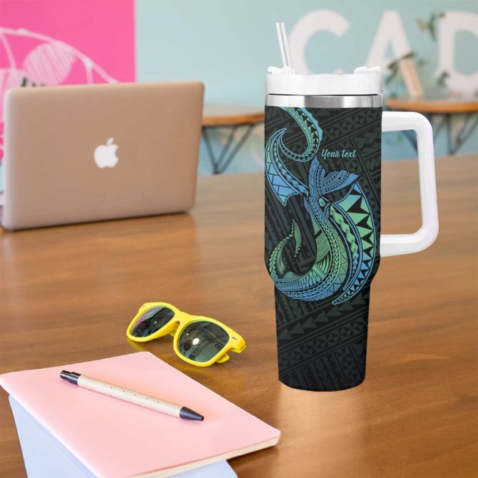 Hawaii Kure Atoll Holaniku Coral Reef With Polynesian Tribal Custom Stanley Quencher 40Oz Stainless Steel Tumbler With Handle - Image 5
