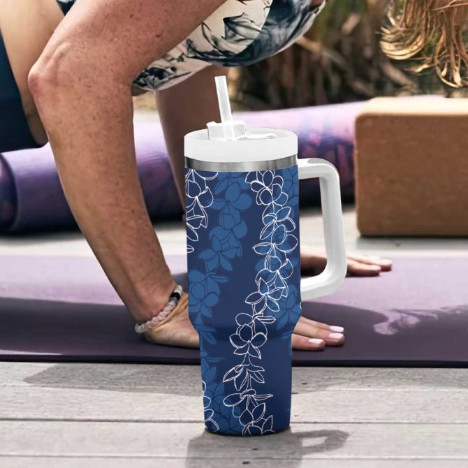 Hawaii Plumeria Lei Aloha Festive Navy Blue Custom Stanley Quencher 40Oz Stainless Steel Tumbler With Handle - Image 6