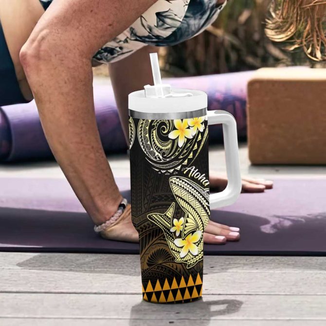 Hawaii Polynesian Shark With Kakau Gold Custom Stanley Quencher 40Oz Stainless Steel Tumbler With Handle - Image 6