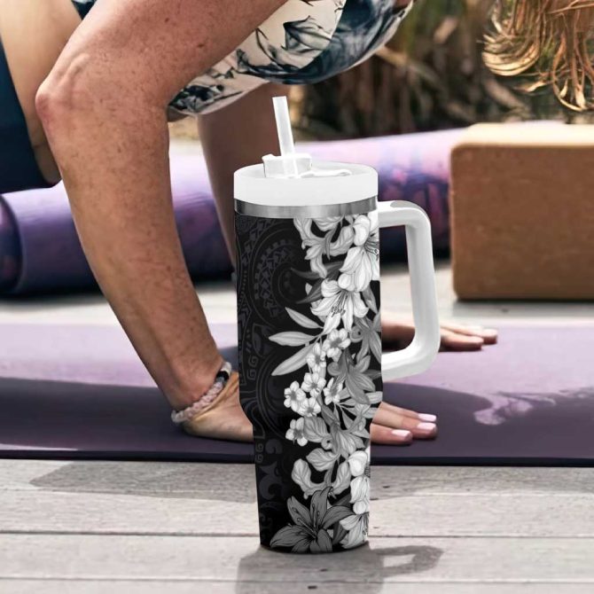 Hawaii Tropical Leaves And Flowers Tribal Polynesian Black White Custom Stanley Quencher 40Oz Stainless Steel Tumbler With Handle - Image 6