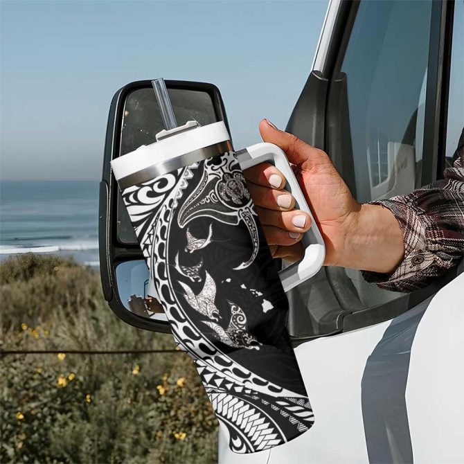 Hawaiian Manta Ray And Polynesian Tribal Tattoo Black Color Custom Stanley Quencher 40Oz Stainless Steel Tumbler With Handle - Image 7