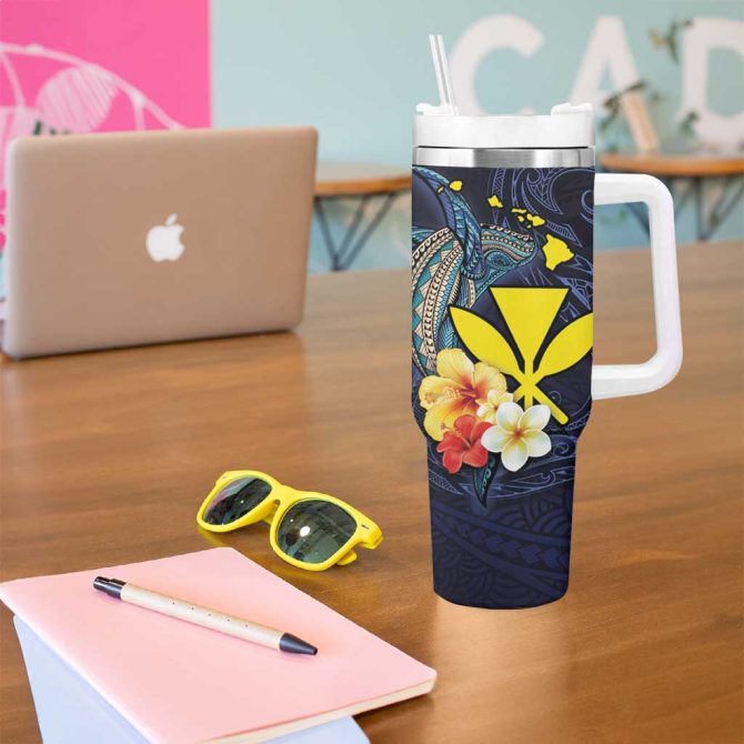 Hawaiian Whale And Kanaka Maoli Symbol Hibiscus Custom Stanley Quencher 40Oz Stainless Steel Tumbler With Handle - Image 5