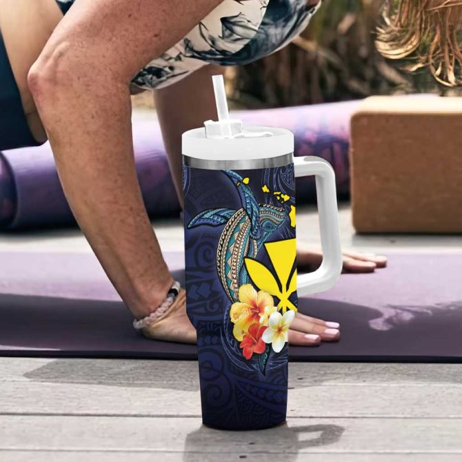 Hawaiian Whale And Kanaka Maoli Symbol Hibiscus Custom Stanley Quencher 40Oz Stainless Steel Tumbler With Handle - Image 6