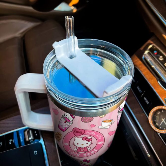 Hello Kitty Cartoon Custom Stanley Quencher 40Oz Stainless Steel Tumbler With Handle - Image 4