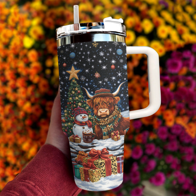 Highland Cow Festive Christmas Custom Stanley Quencher 40Oz Stainless Steel Tumbler With Handle - Image 4