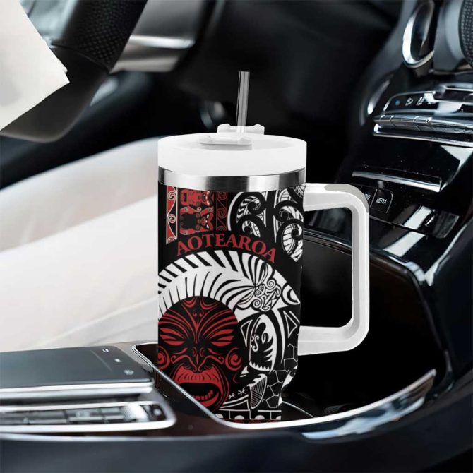 Honour The Treaty New Zealand Toitu Te Tiriti Indigenous Maori Face Custom Stanley Quencher 40Oz Stainless Steel Tumbler With Handle - Image 8