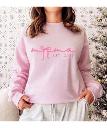 Pink Coquette Mama Est 2025 Sweatshirt